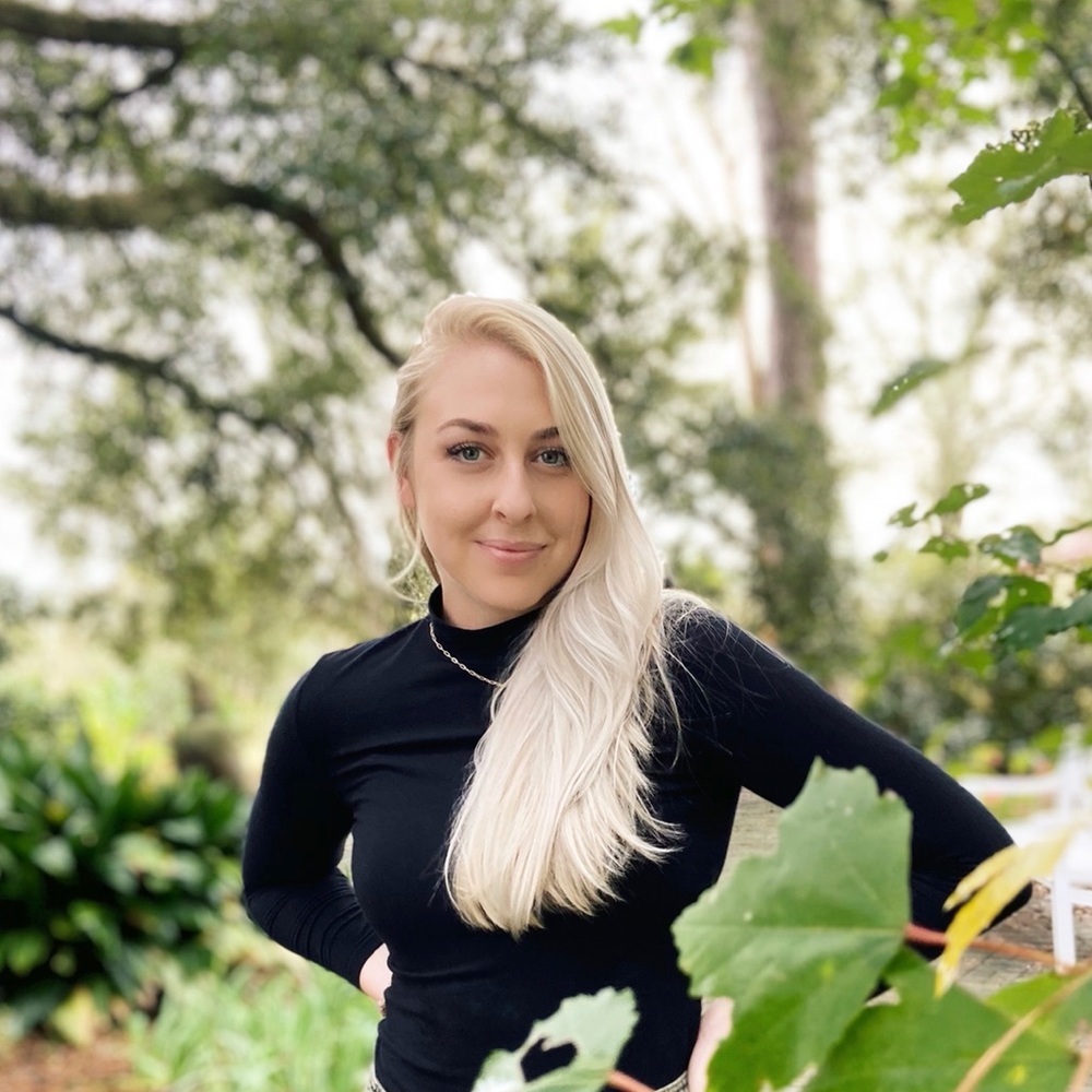 Meet your Posher, Eva